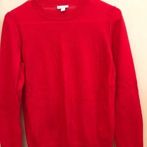 100% Merino wool sweater